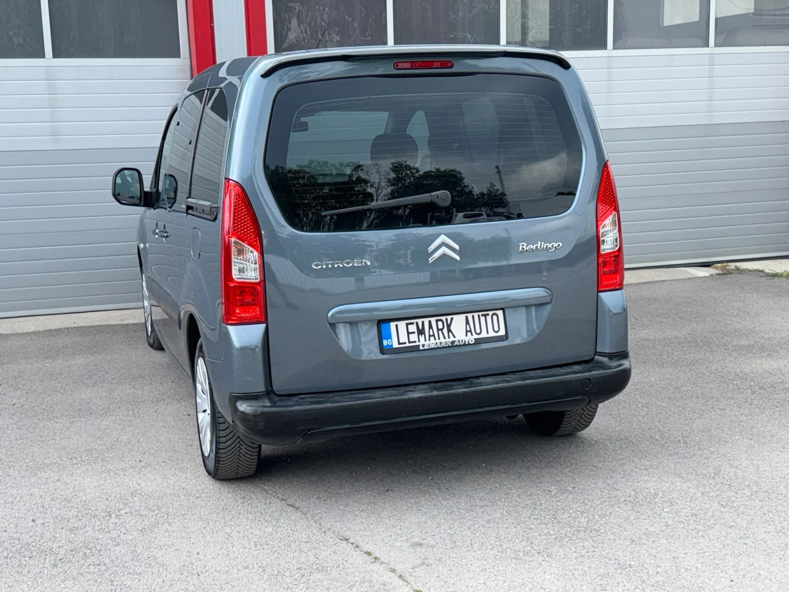 Citroen Berlingo 1.6HDI KLIMATIK EVRO 5A ЛИЗИНГ!!!, снимка 9 - Автомобили и джипове - 55103900