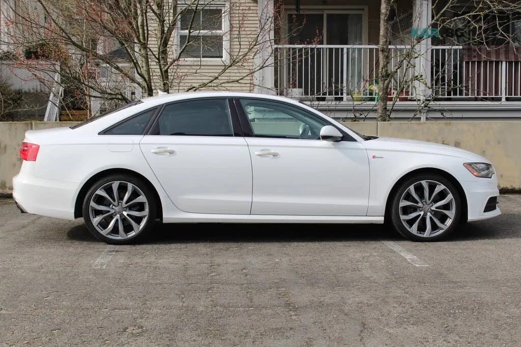 Audi A6 * S-Line* * HeadUp* AвтоКредит* (ЦЕНА ДО БГ), снимка 3 - Автомобили и джипове - 55108592