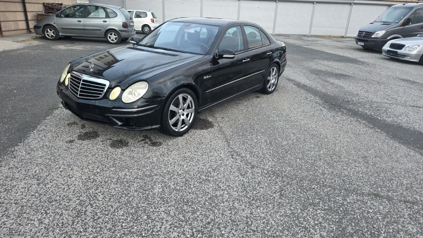 Mercedes-Benz E 500, снимка 16 - Автомобили и джипове - 55182959