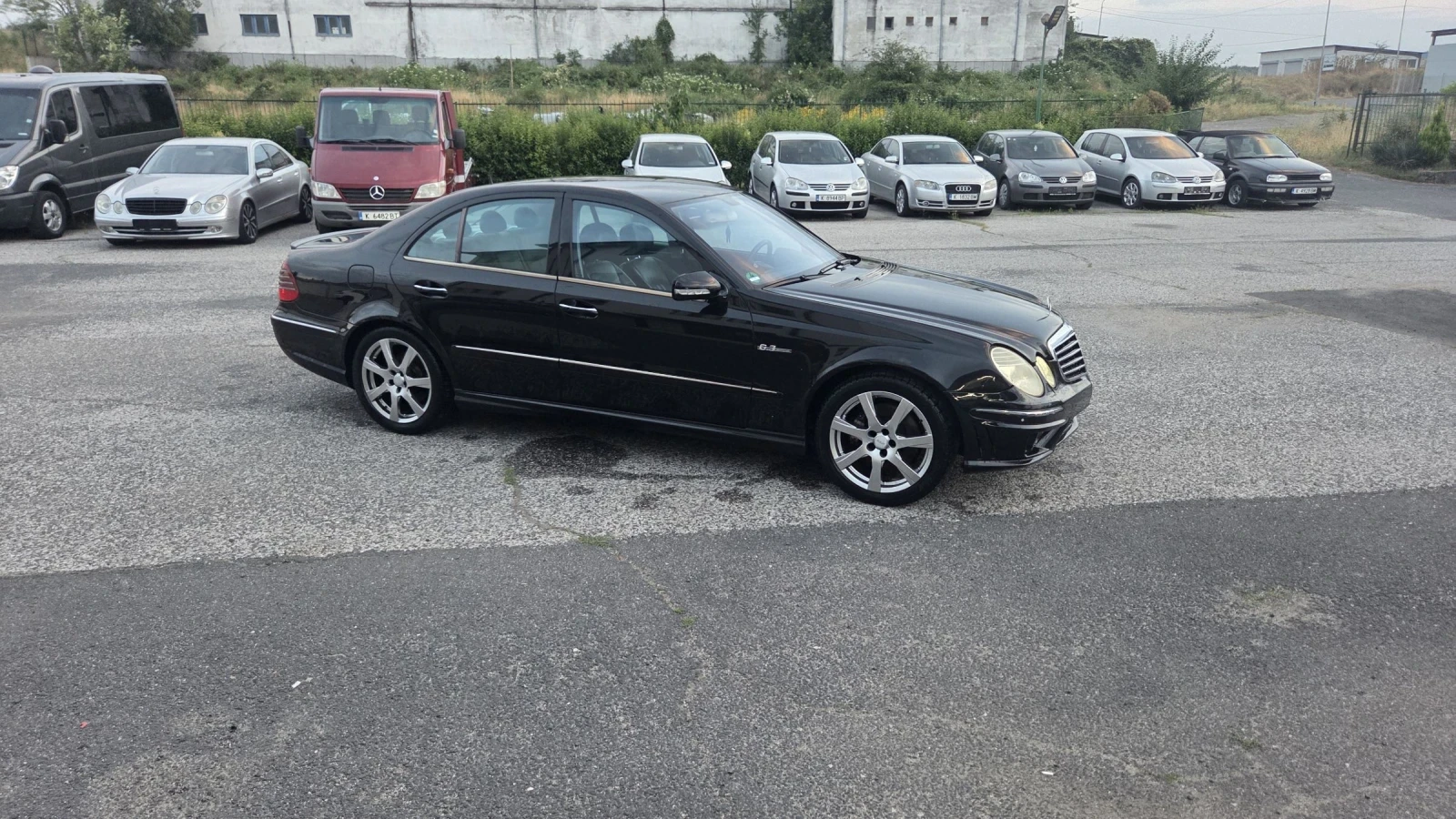 Mercedes-Benz E 500, снимка 2 - Автомобили и джипове - 55182959