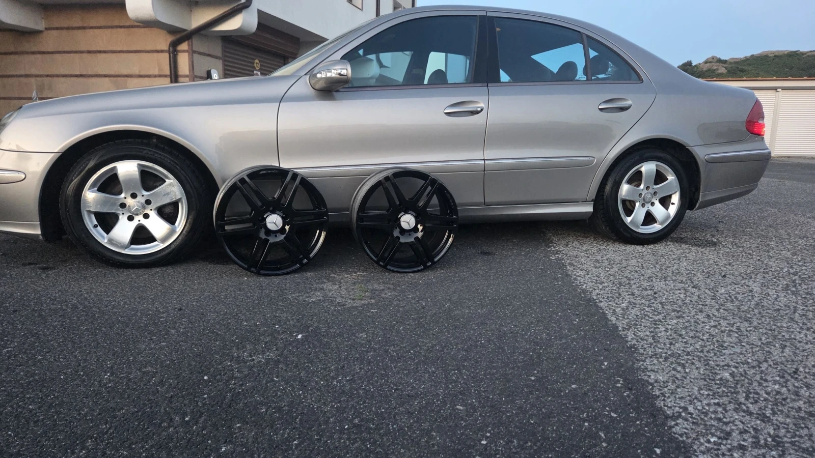Mercedes-Benz E 320 Barter, снимка 13 - Автомобили и джипове - 55434632