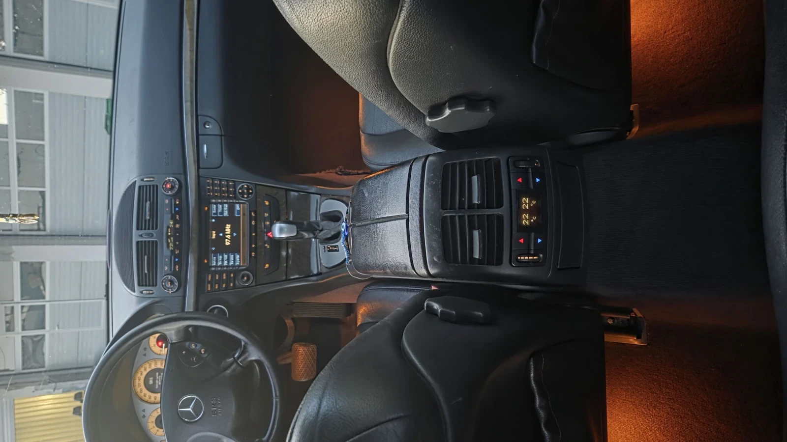 Mercedes-Benz E 320 Barter, снимка 15 - Автомобили и джипове - 55434632