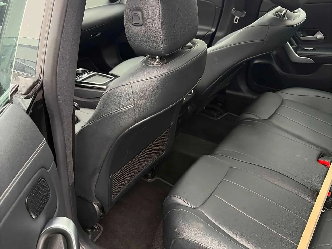 Mercedes-Benz CLA * 250 * CARFAX * БЕЗ ПЪРВОНАЧАЛНА ВНОСКА, снимка 12 - Автомобили и джипове - 55435394