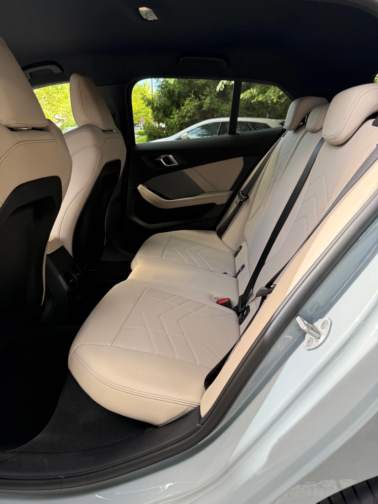 BMW 120 M Sport, снимка 12 - Автомобили и джипове - 55464896