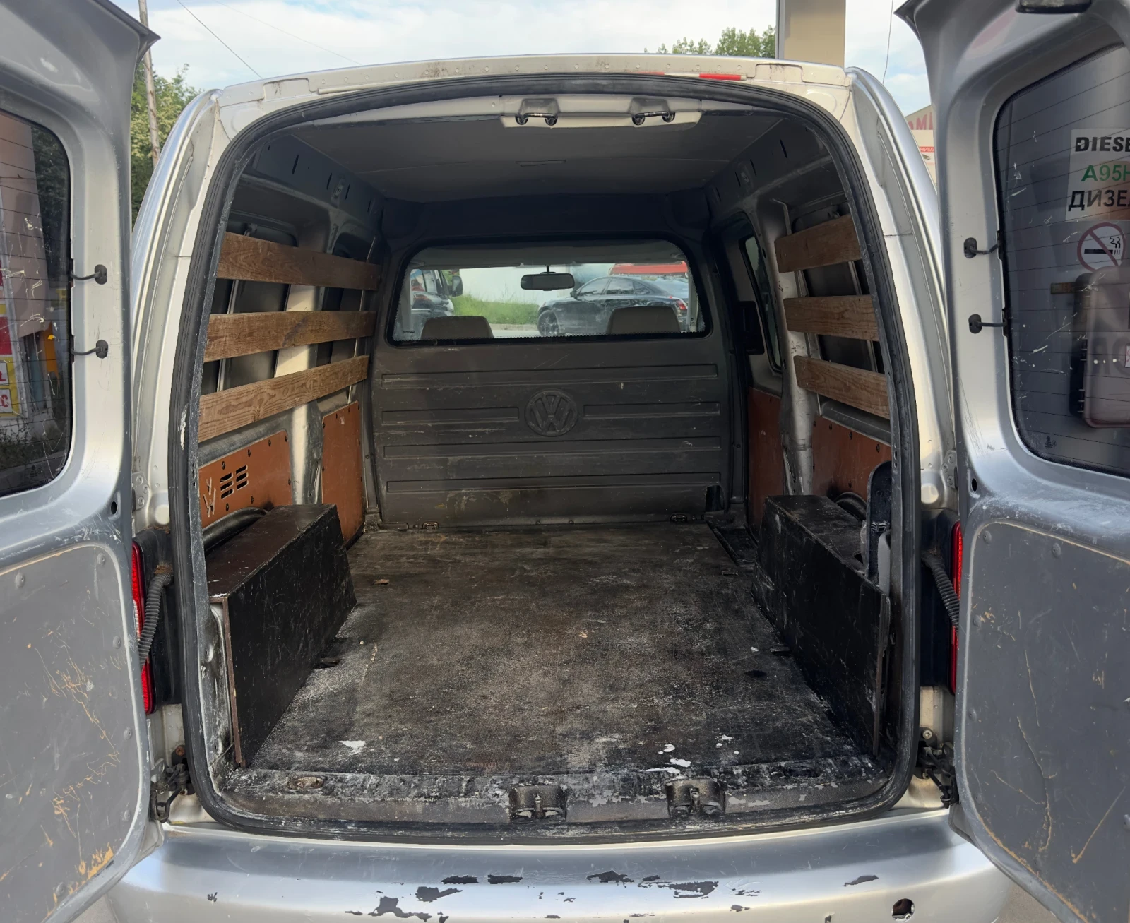 VW Caddy Maxi, снимка 9 - Автомобили и джипове - 56045509