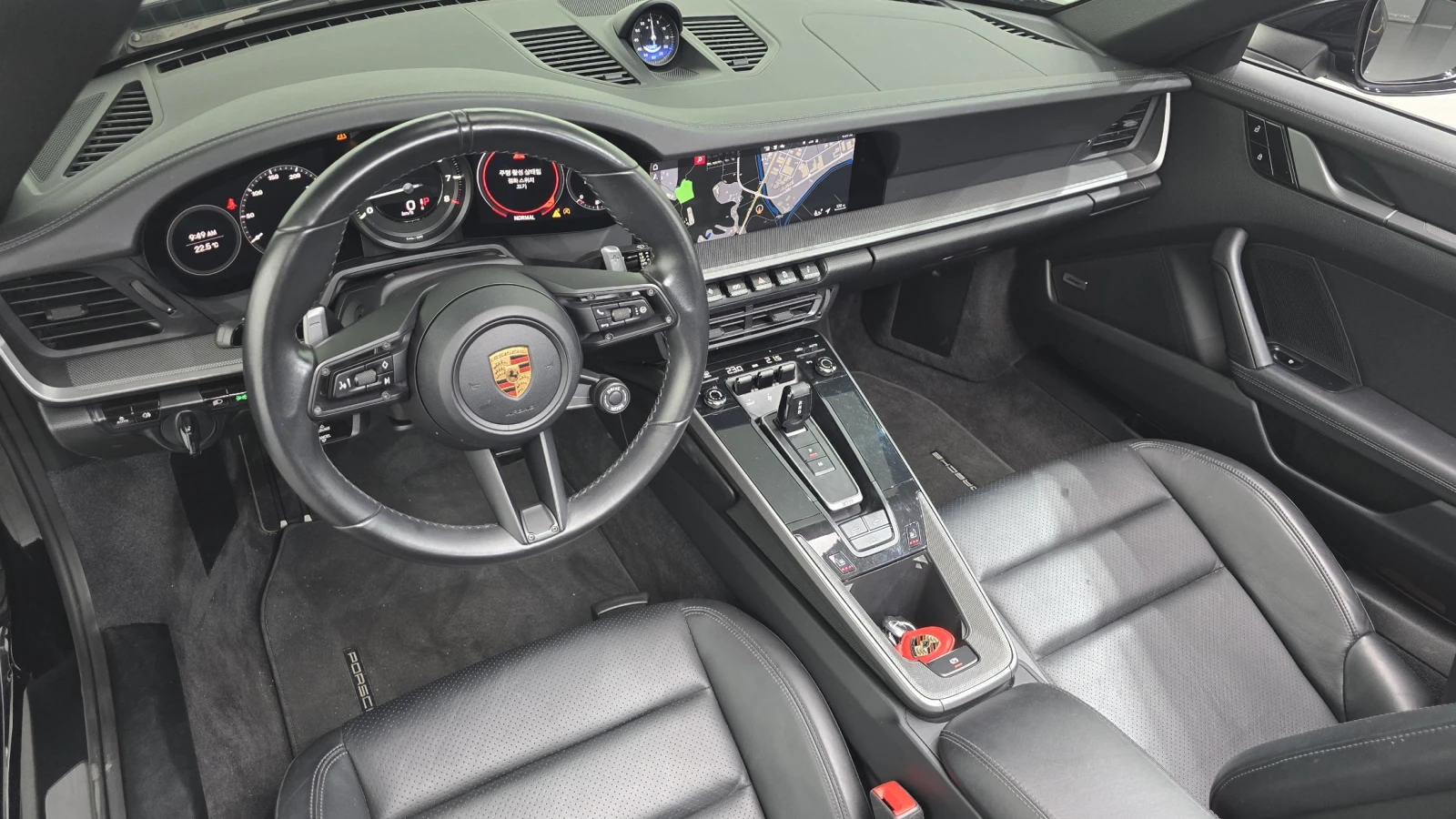 Porsche 911 Carrera 4* 360* ПОДГРЕВ ВОЛАН* КРАЙНА ЦЕНА, снимка 7 - Автомобили и джипове - 56131016