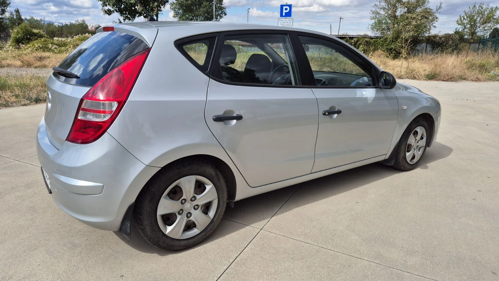 Hyundai I30 1.6 CRDi, снимка 5 - Автомобили и джипове - 56304613