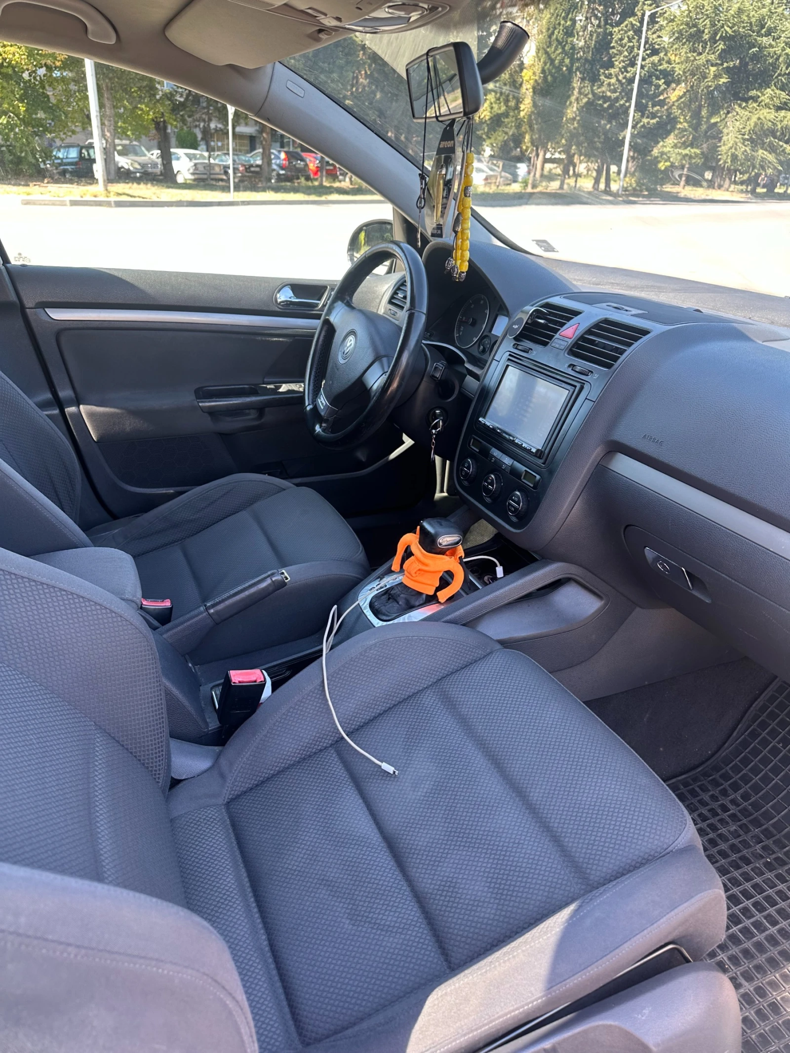 VW Golf, снимка 7 - Автомобили и джипове - 56433391