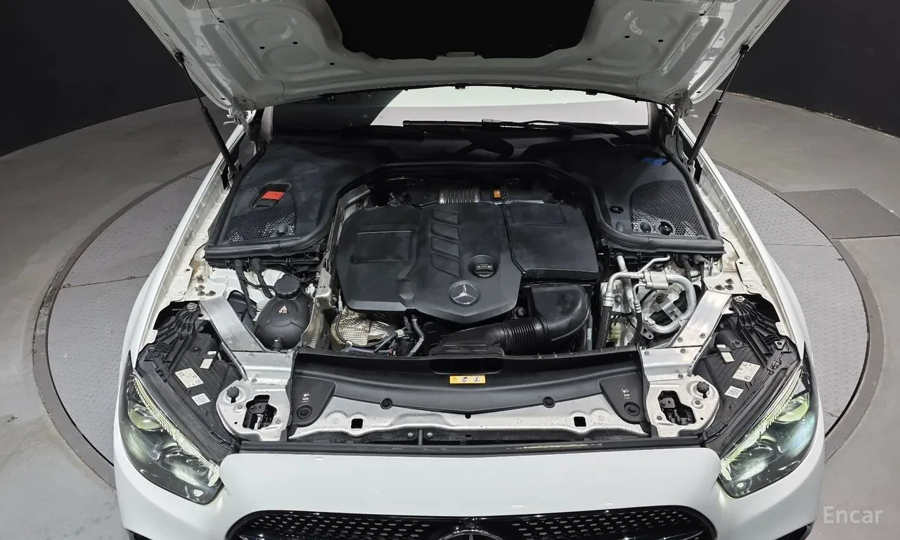 Mercedes-Benz E 220 d 4MATIC AMG Line* Back cam* �������* �������*  | Mobile.bg � ����������� 6