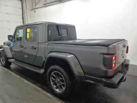 Jeep Gladiator * OVERLAND CREW CAB SHORT BED * CARFAX *  - 19500 € / 38138.68 лв. - 99332382 4