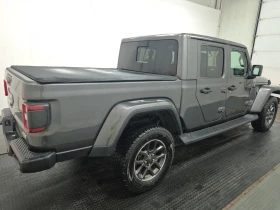 Jeep Gladiator * OVERLAND CREW CAB SHORT BED * CARFAX *  - 19500 € / 38138.68 лв. - 99332382 3