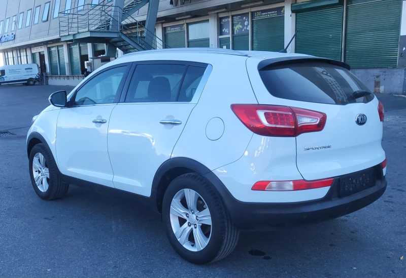 Kia Sportage 1.6i Реални-86700км., снимка 5 - Автомобили и джипове - 47949187