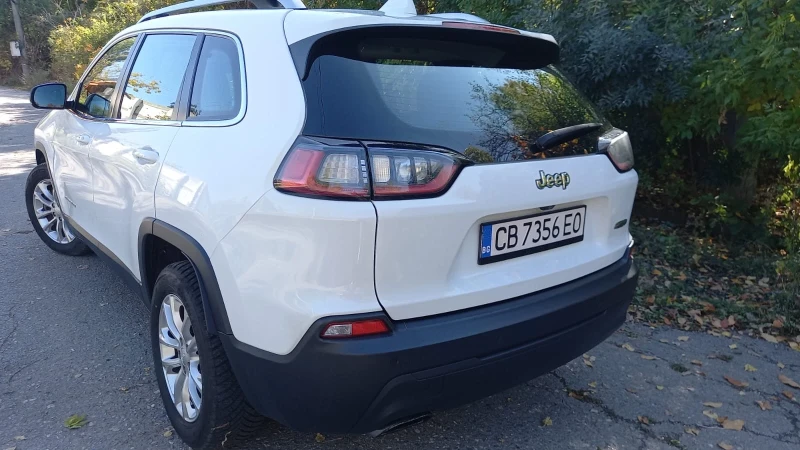 Jeep Cherokee Latitude 4x4, снимка 6 - Автомобили и джипове - 52119212