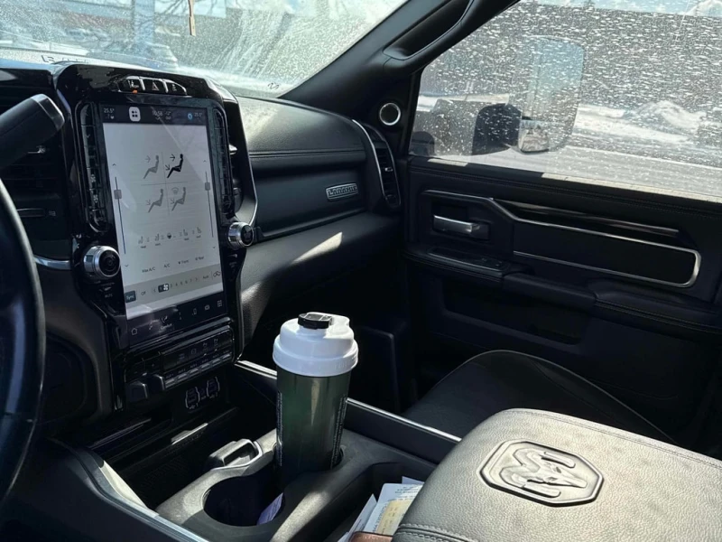 Dodge RAM 2500 * Laramie * CARFAX * БЕЗ ПЪРВОНАЧАЛНА ВНОСКА, снимка 12 - Автомобили и джипове - 53176229