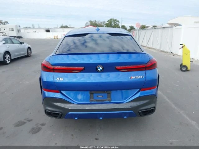 BMW X6 M50I* Laser* Soft close* Keyless* Pano* Щори, снимка 7 - Автомобили и джипове - 53189901