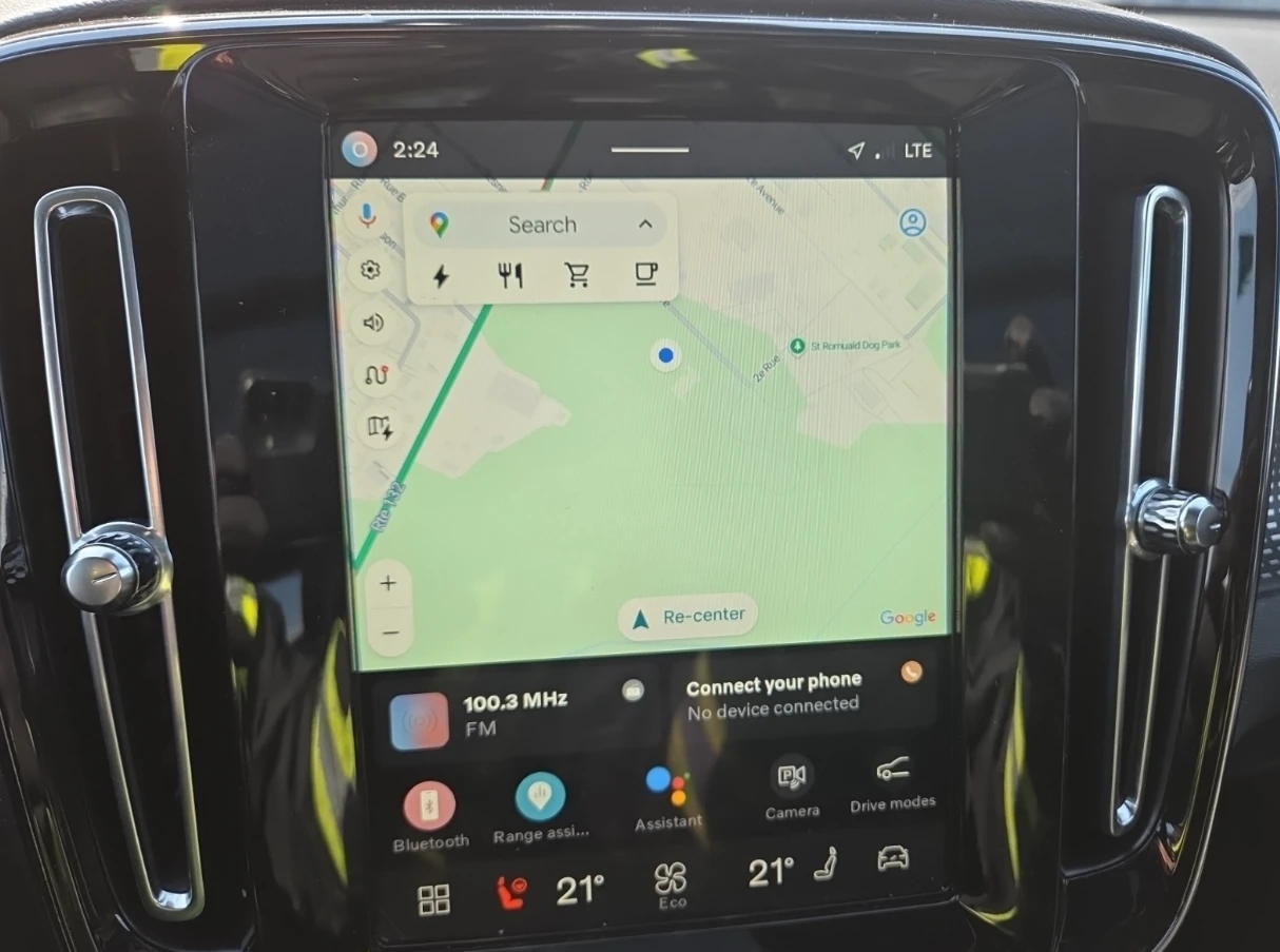 Volvo XC40 2022 Volvo XC40 Recharge Pure Electric ULTIMATE, снимка 8 - Автомобили и джипове - 53873031