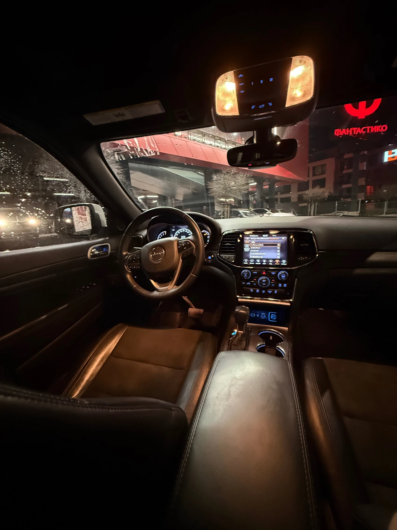 Jeep Grand cherokee НАЛИЧНА* Altitude * 3.6 V6 * , снимка 11 - Автомобили и джипове - 53879001