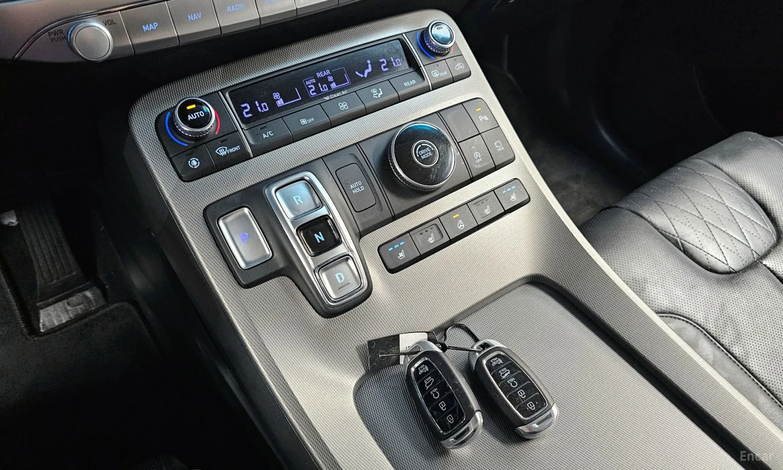 Hyundai Palisade 3.8 2WD, снимка 8 - Автомобили и джипове - 54126152