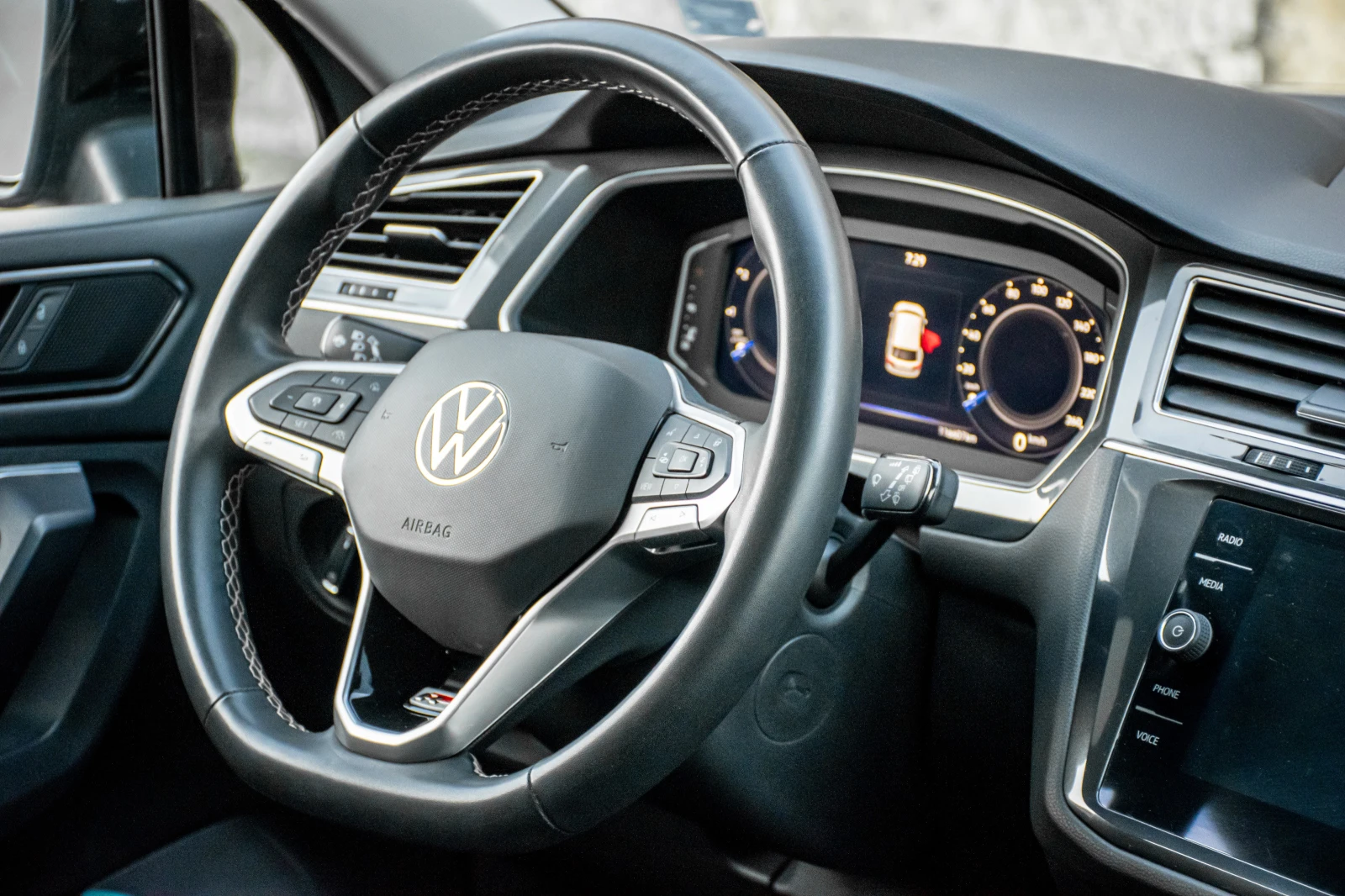 VW Tiguan Allspace, снимка 10 - Автомобили и джипове - 54248562