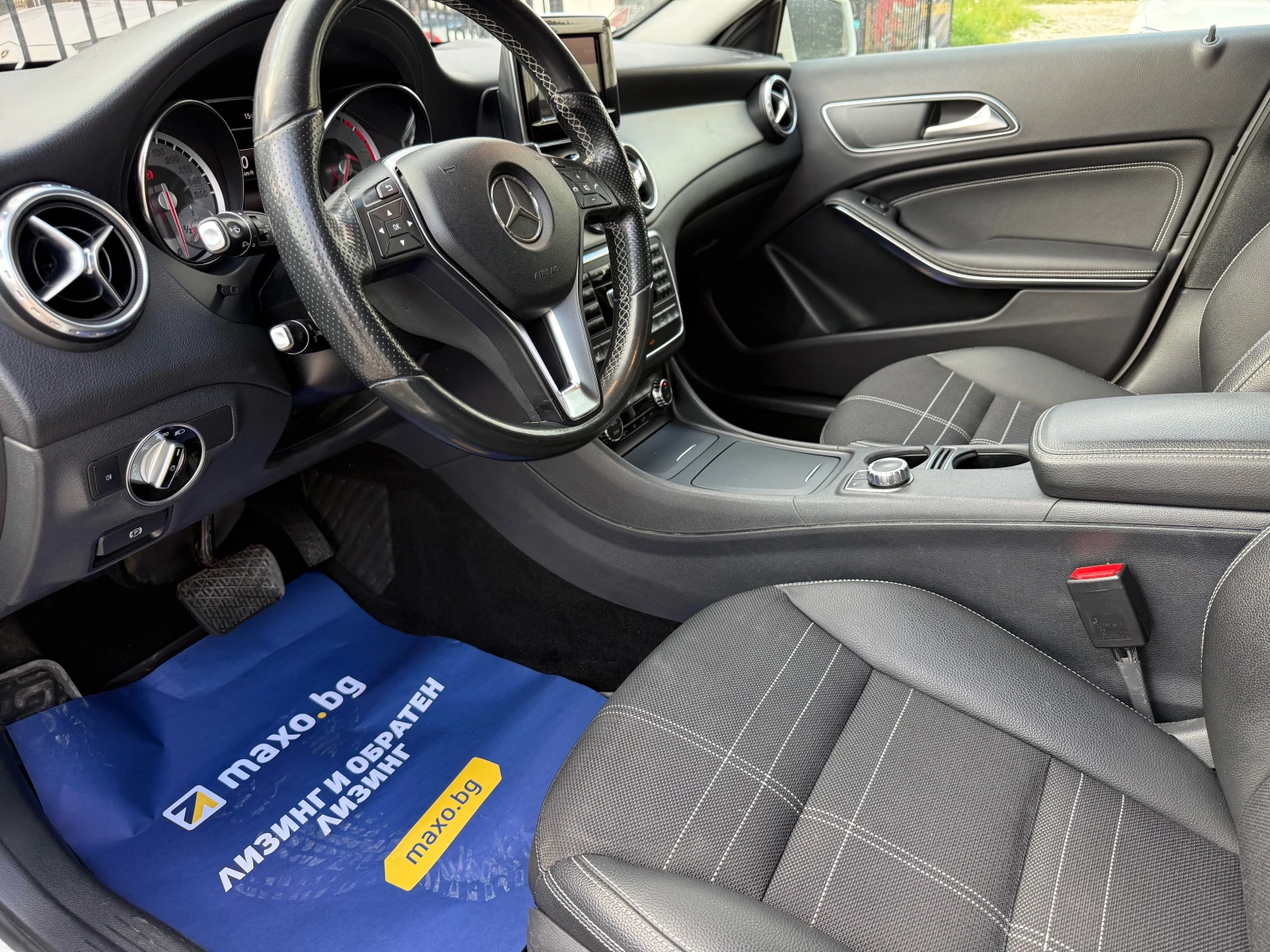 Mercedes-Benz GLA 200 4-matic, снимка 7 - Автомобили и джипове - 54351483