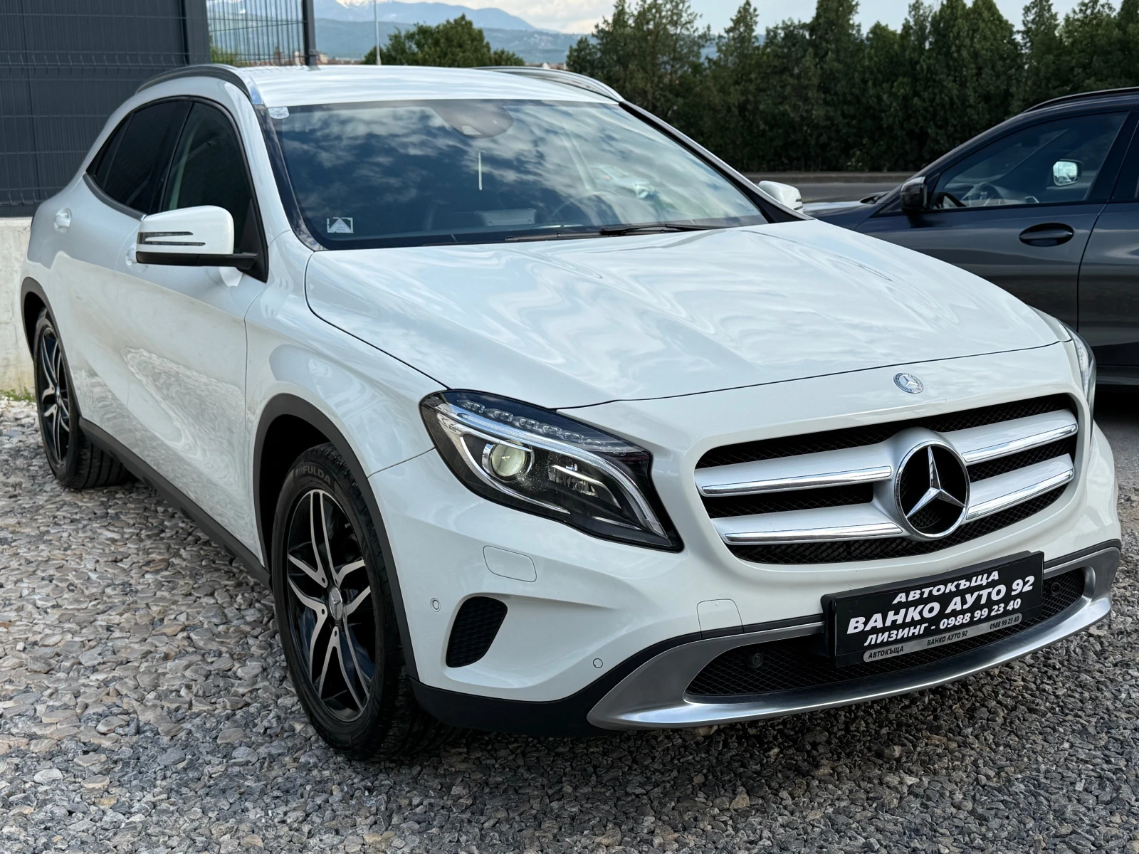 Mercedes-Benz GLA 200 4-matic, снимка 3 - Автомобили и джипове - 54351483