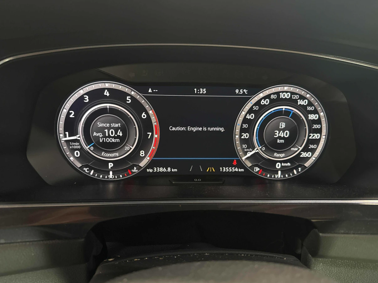 VW Tiguan HighLine* Камера* м.Точки* Кожа* ПЪЛНА СЕРВИЗНА* , снимка 8 - Автомобили и джипове - 54681202