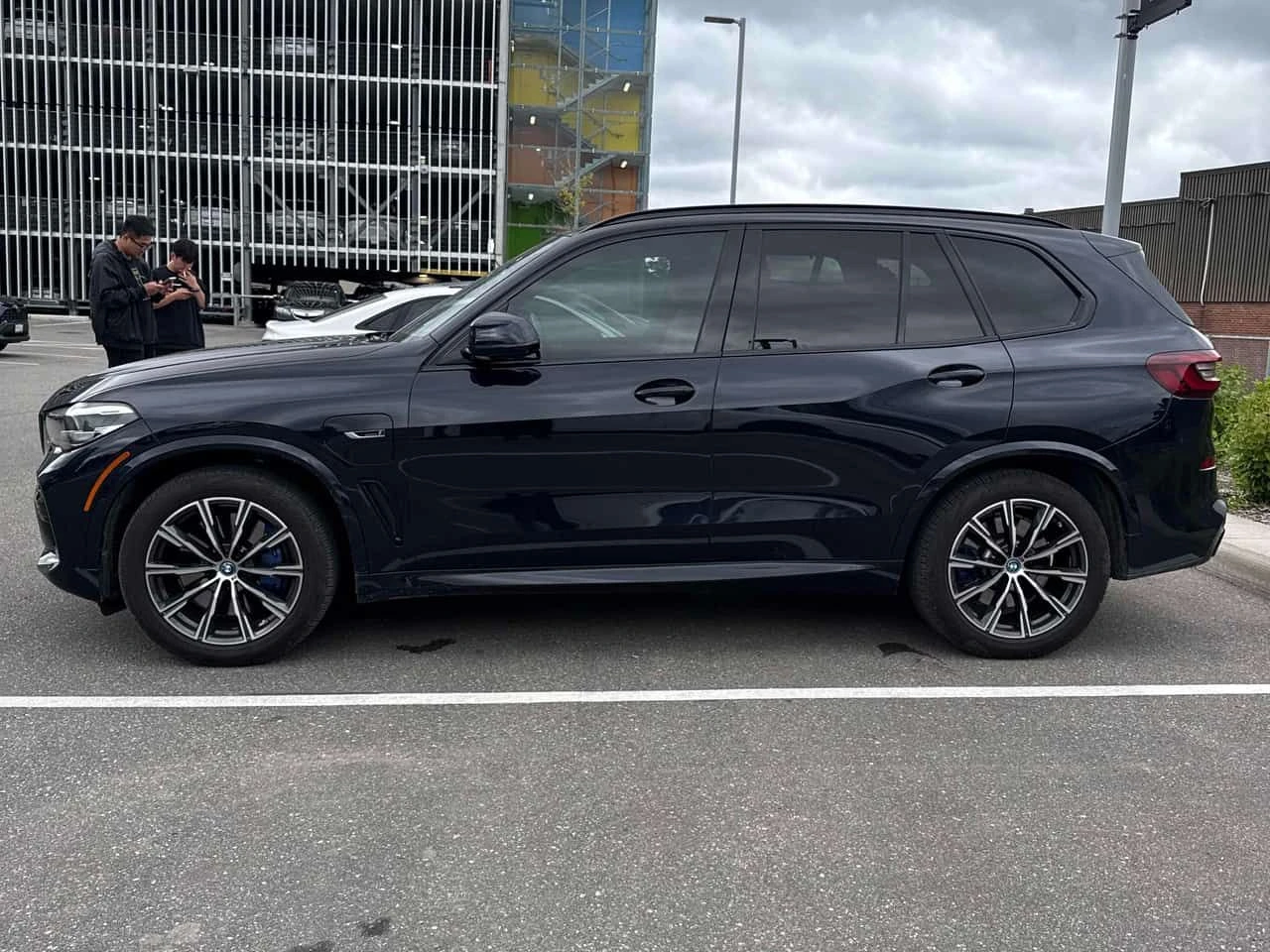 BMW X5 * xDrive45e * ДИСТРОНИК * М ПАКЕТ * ФИНАНСИРАНЕ, снимка 2 - Автомобили и джипове - 54980769