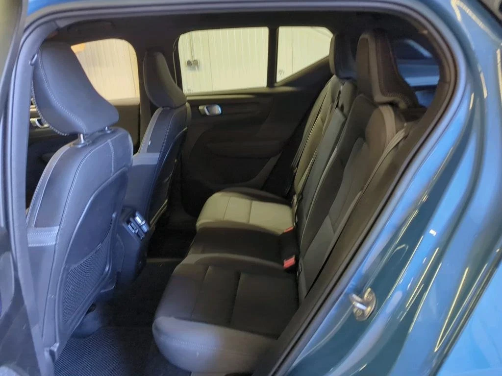 Volvo XC40 Electric , снимка 10 - Автомобили и джипове - 55052150