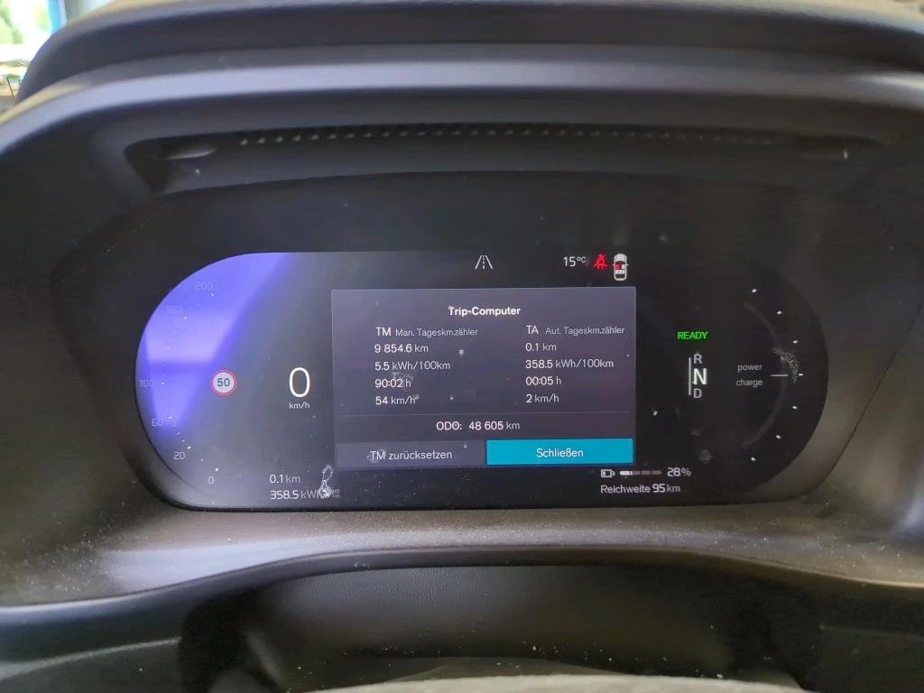 Volvo XC40 Electric , снимка 8 - Автомобили и джипове - 55052150