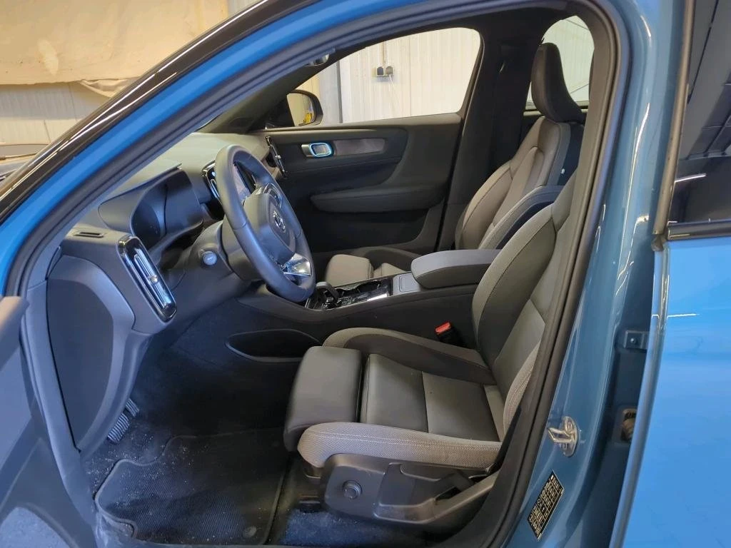 Volvo XC40 Electric , снимка 6 - Автомобили и джипове - 55052150