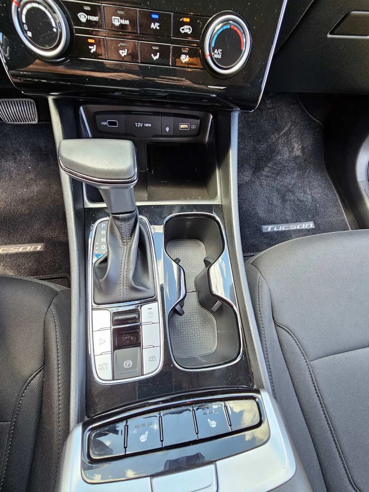 Hyundai Tucson 2.5 187hp 8 speed, снимка 13 - Автомобили и джипове - 55386768