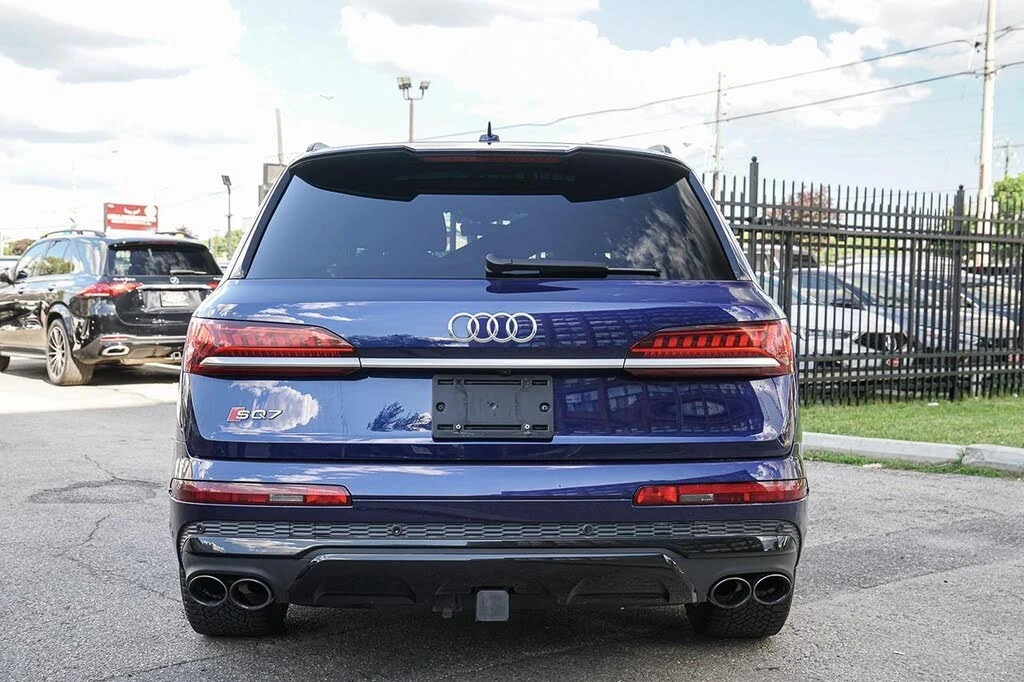 Audi SQ7 * Quattro* ПАНО* KEYLESS* Camera* ПОДГРЕВ* 360* , снимка 7 - Автомобили и джипове - 55624709
