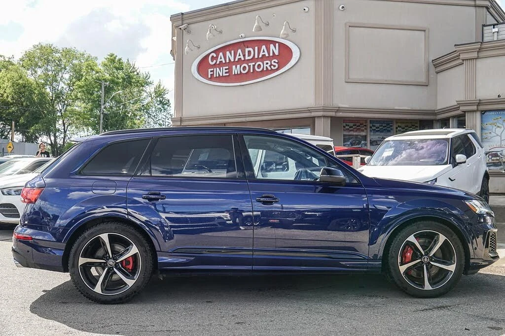 Audi SQ7 * Quattro* ПАНО* KEYLESS* Camera* ПОДГРЕВ* 360* , снимка 3 - Автомобили и джипове - 55624709