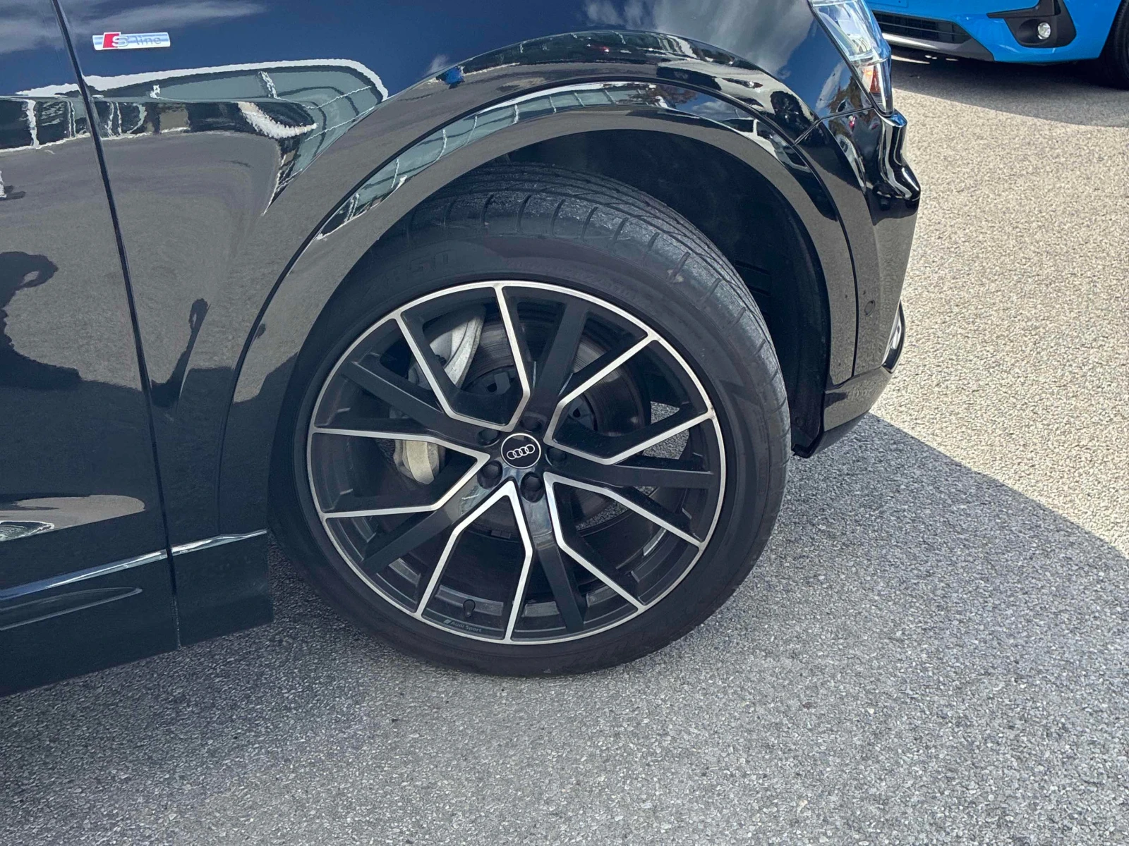 Audi Q8 / ДИСТРОНИК / 360 / ПАНО / ОТ ПРЕДСТАВИТЕЛСТВО , снимка 7 - Автомобили и джипове - 56137250