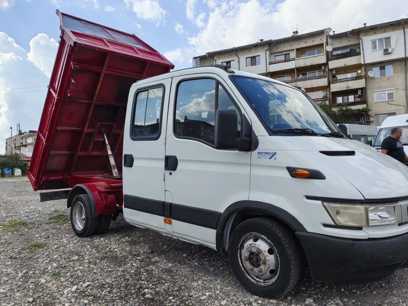 Iveco Daily, снимка 2 - Бусове и автобуси - 47332431