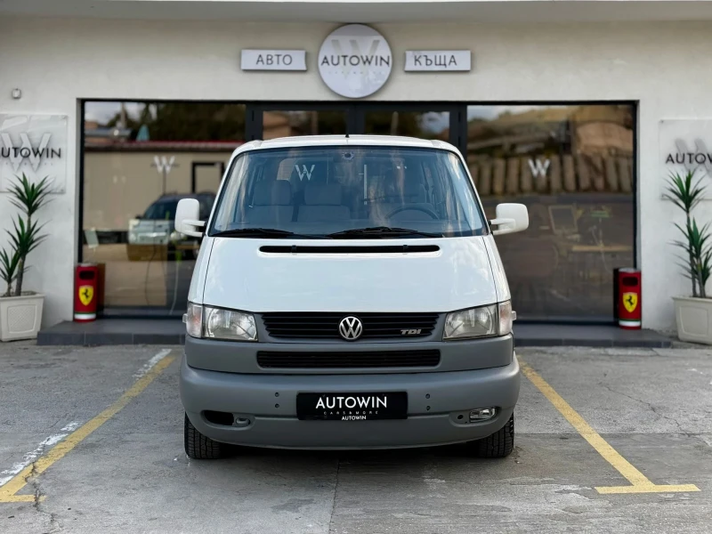 VW Caravelle 2.5 TDI 102 Climatronic, снимка 3 - Бусове и автобуси - 47628549