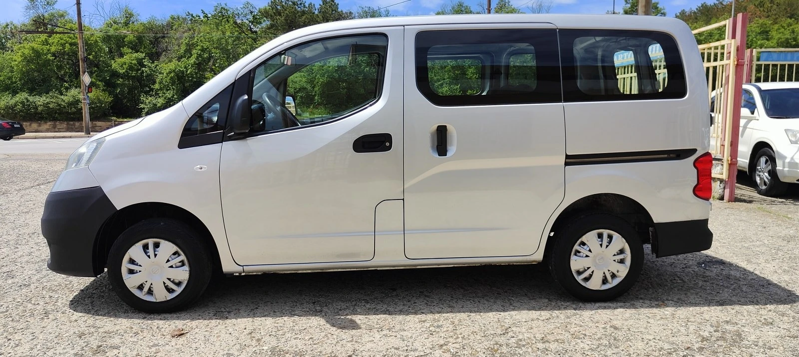 Nissan NV200 1.6i-96хил11г - изображение 4