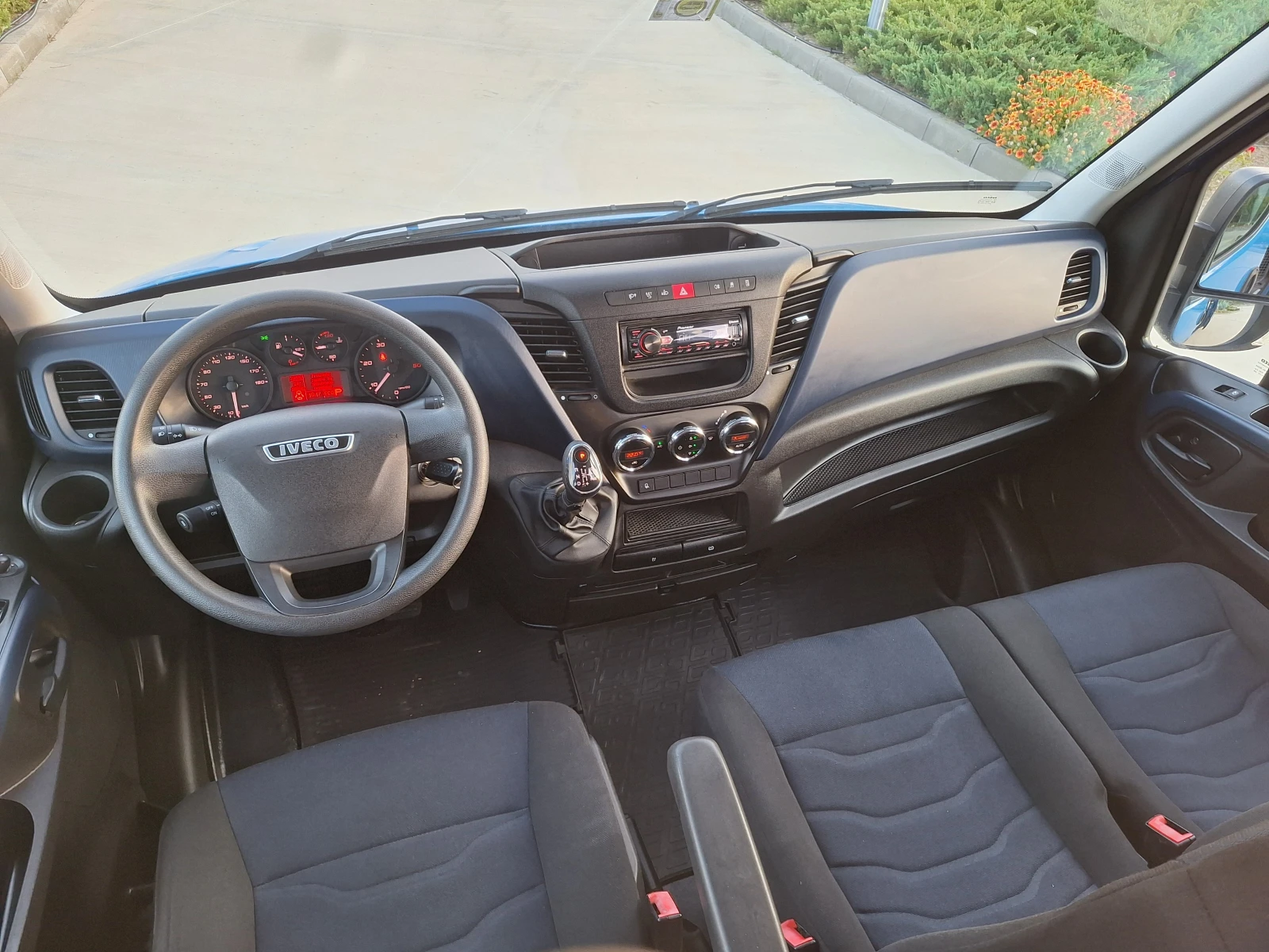 Iveco Daily 35-180* Hi-MATiC* 71000* -*  | Mobile.bg   11