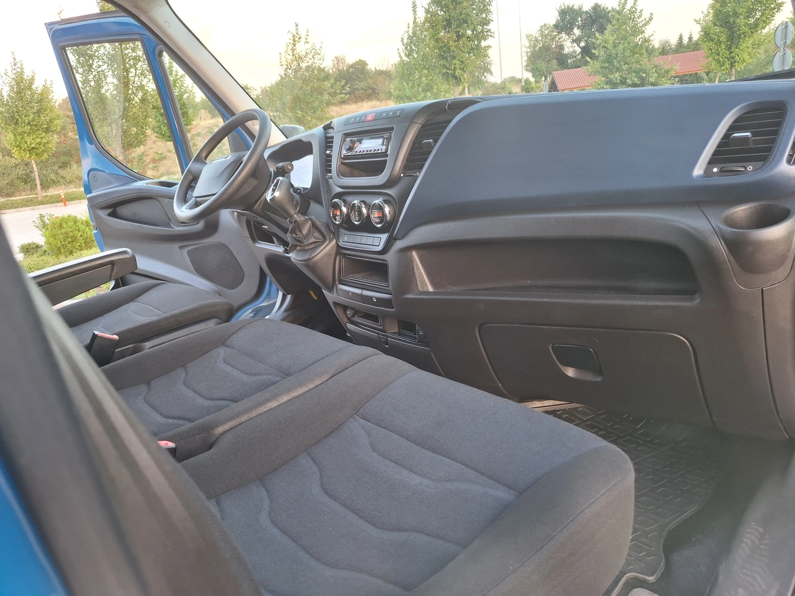 Iveco Daily 35-180* Hi-MATiC* 71000* -*  | Mobile.bg   13