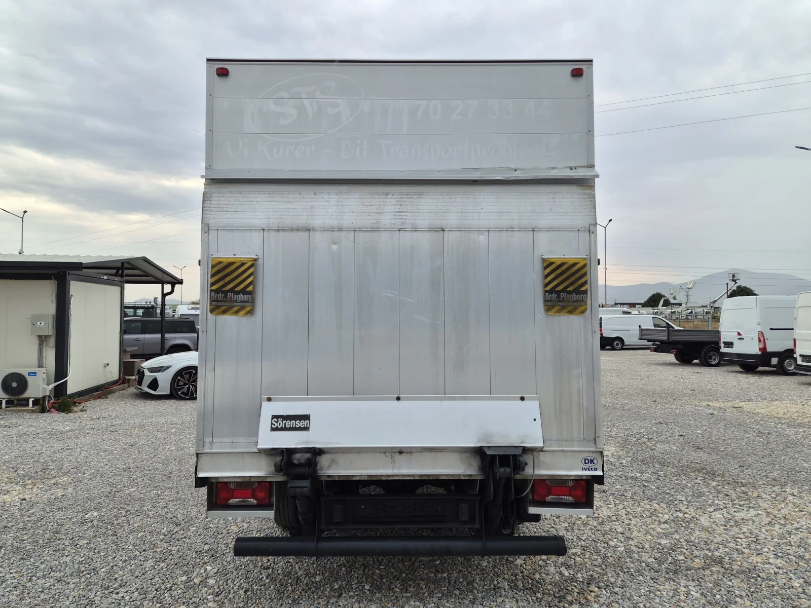 Iveco Daily 35c15* Падащ Борд* Климатик* 4.20 метра, снимка 3 - Бусове и автобуси - 56070341
