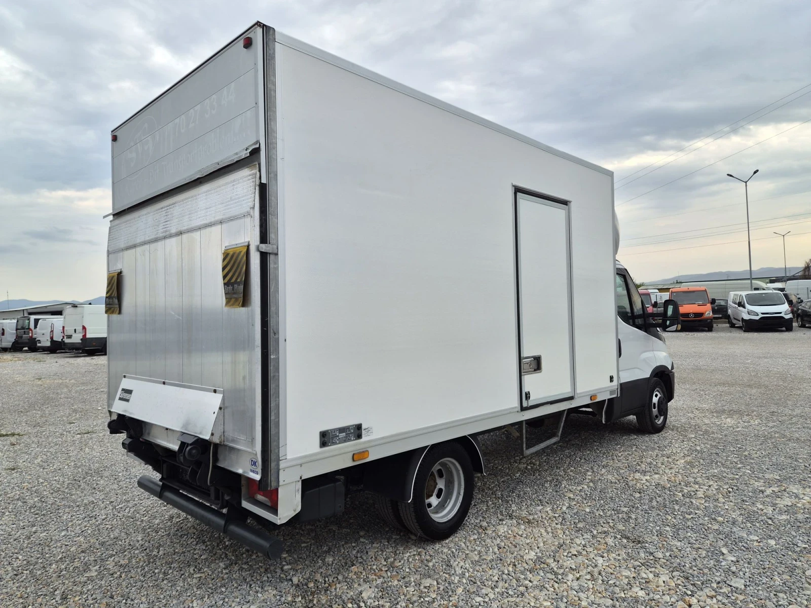 Iveco Daily 35c15* Падащ Борд* Климатик* 4.20 метра, снимка 4 - Бусове и автобуси - 56070341