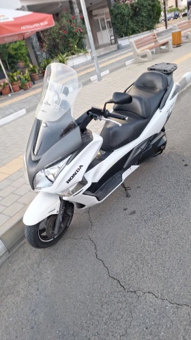 Обява за продажба на Honda Silver Wing 400 ABS ~3 800 лв. - изображение 1