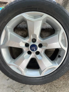        235/50R18
