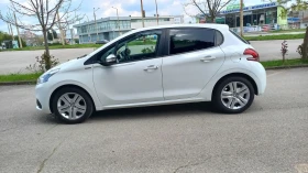 Peugeot 208 1.2i 82к.с., снимка 4