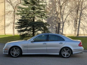 Mercedes-Benz E 63 AMG * CARFAX * АВТОКРЕДИТ БЕЗ ПЪРВОНАЧАЛНА ВНОСКА, снимка 2