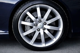 Aston Martin Db9 6.0L V12, снимка 15