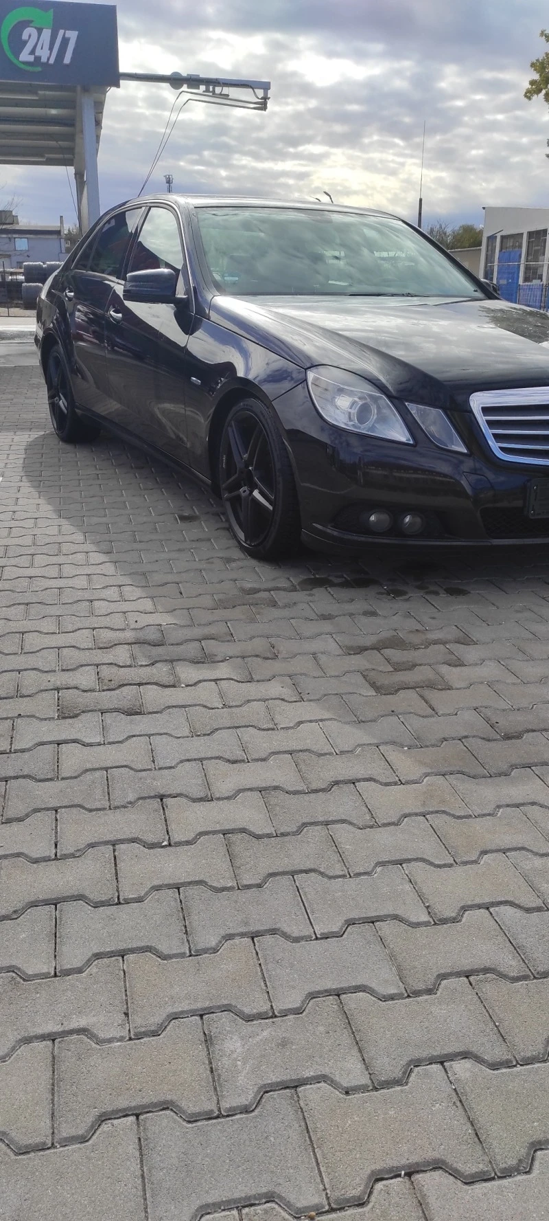 Mercedes-Benz E 350, снимка 12 - Автомобили и джипове - 47088375