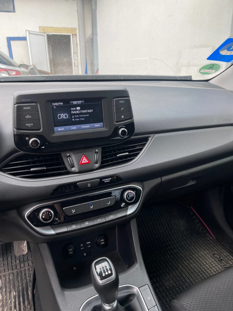 Hyundai I30, снимка 9 - Автомобили и джипове - 45340091