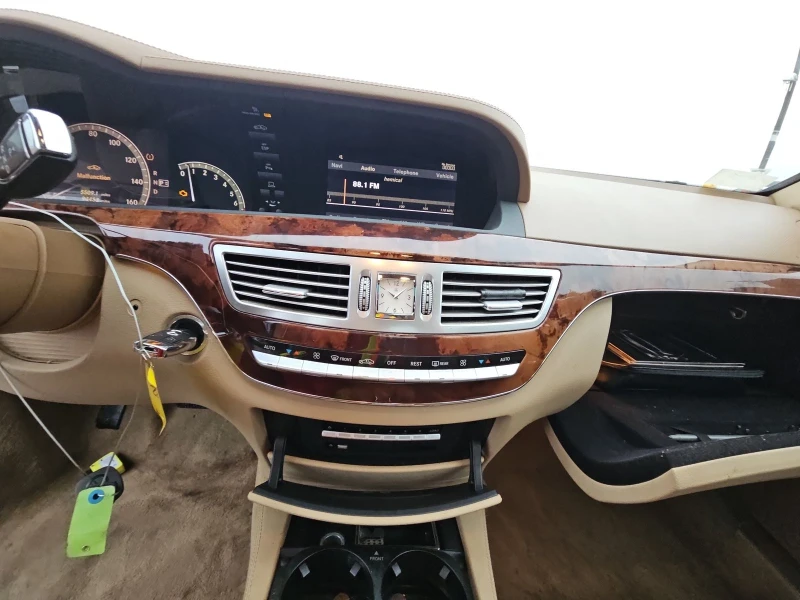 Mercedes-Benz S 550 * Крайна цена* , снимка 11 - Автомобили и джипове - 47631676