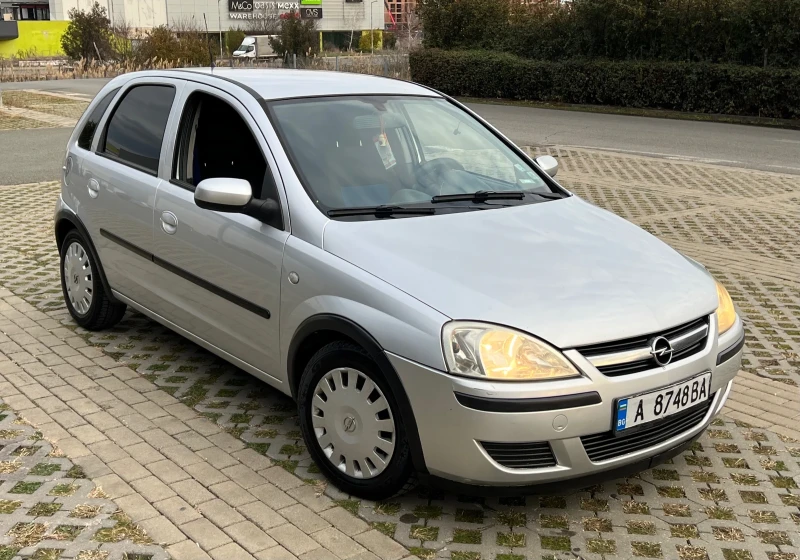 Opel Corsa 1.2i 2006г Фейслифт, снимка 7 - Автомобили и джипове - 48130926